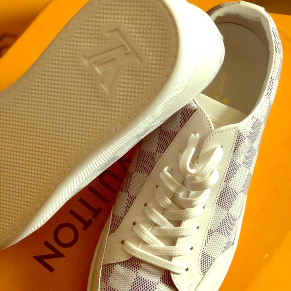 White & Navy Men’s Louis Vuitton Sneaker